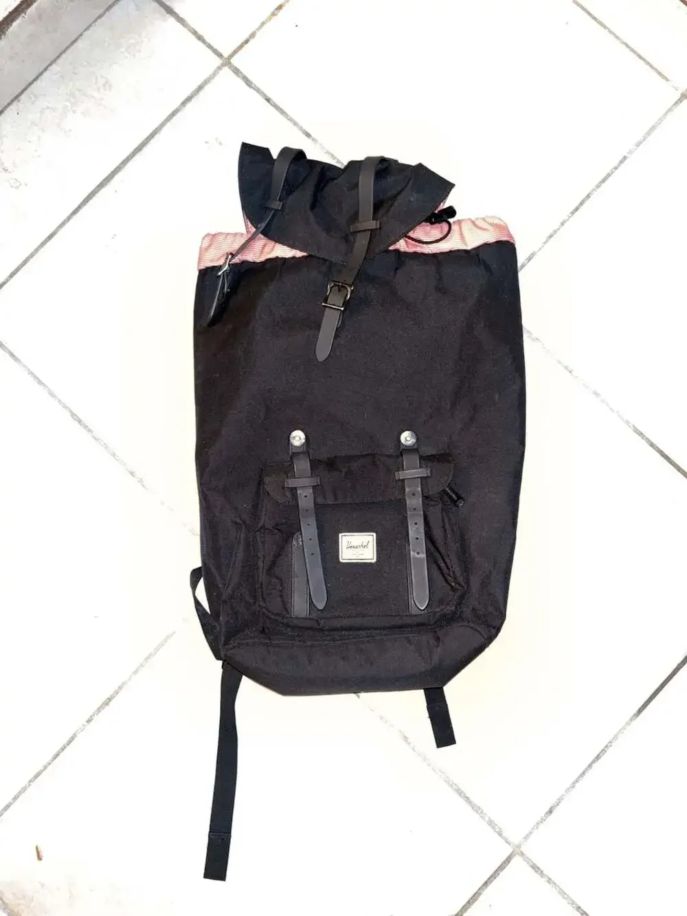 herschel backpack settlement black Supply Co. Color:6K9 - Main Squeeze is an ideal companion Herschel Little America Mid WebSkuGroup:Shine Insulated Lunch Bag